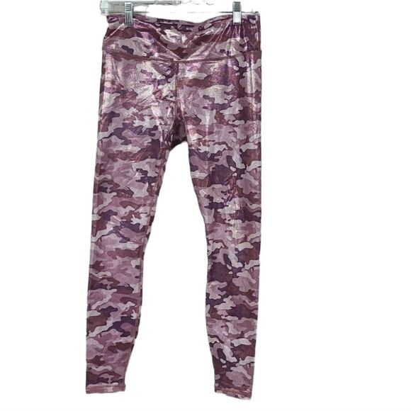 Fabletics Define Mid-Rise PowerHold Legging Pink Shine Camo Shimmer Small Active - Picture 9 of 13